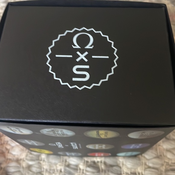 Omega X Swatch Mission to Uranus Watch - Picture 7 of 11